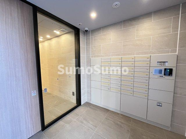 プレディアコート三軒茶屋のエントランス