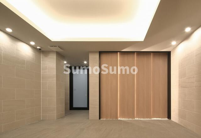 プレディアコート三軒茶屋のロビー