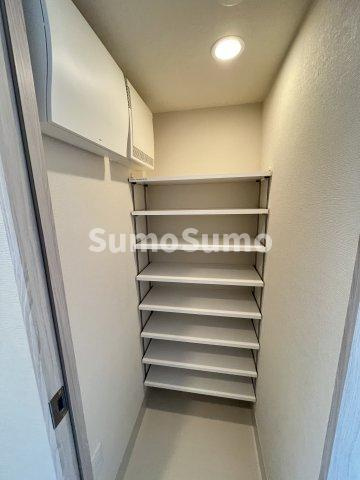 プレディアコート三軒茶屋の収納