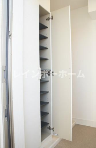 GRANDIA東船橋の玄関