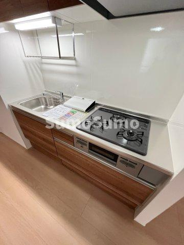 メイズ碑文谷のキッチン|コンパクトなキッチンで掃除もラクラク