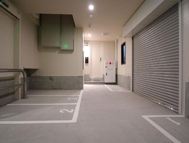 ムジーク北参道の駐車場