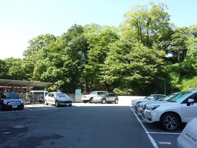 メルクリオけやき通り の駐車場