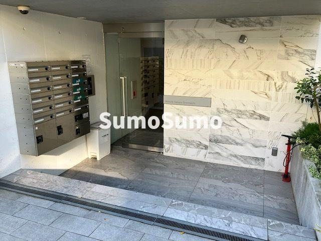 モンクレ桜新町のエントランス|ゆとりのあるエントランスです
