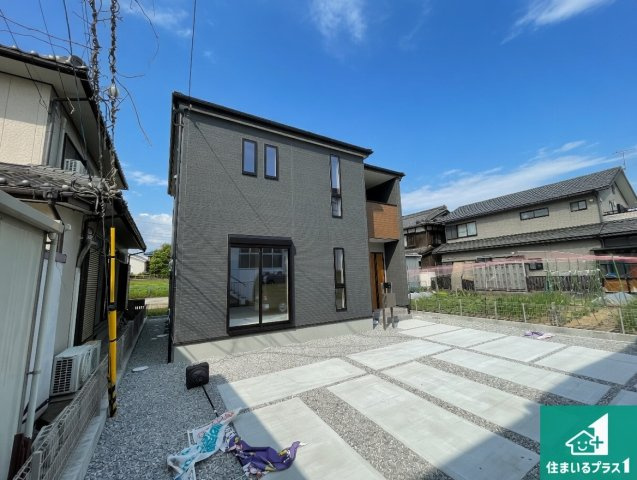 長浜市平方町　第8期　新築一戸建ての外観|安心の10年保証！外観を美しく保ち、雨水で汚れを落とします！気になることがありましたら、お気軽にお問い合わせください！