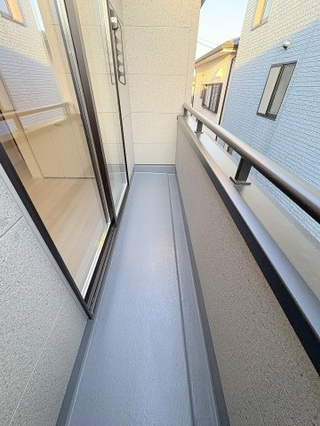 八潮市木曽根　新築戸建　全1棟のバルコニー|南東向きバルコニー