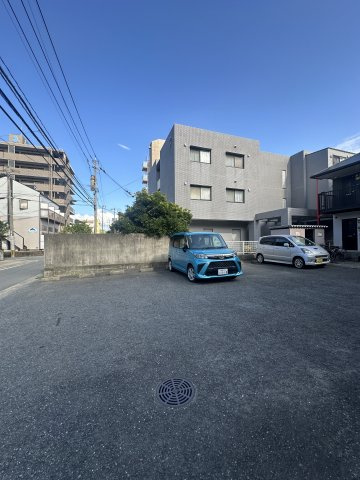 マリンコート姪浜　Ⅰ棟の駐車場