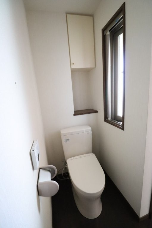 コリーヌ代官山　住宅用のトイレ|清潔感のあるトイレです