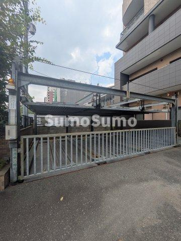 モンレーヴ市崎の駐車場