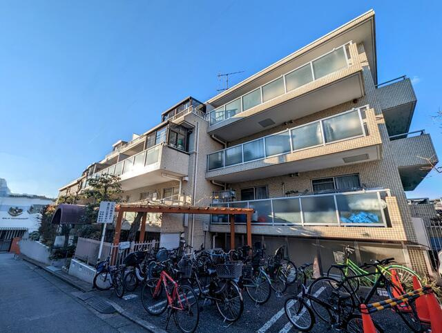 マノワール小滝園の外観