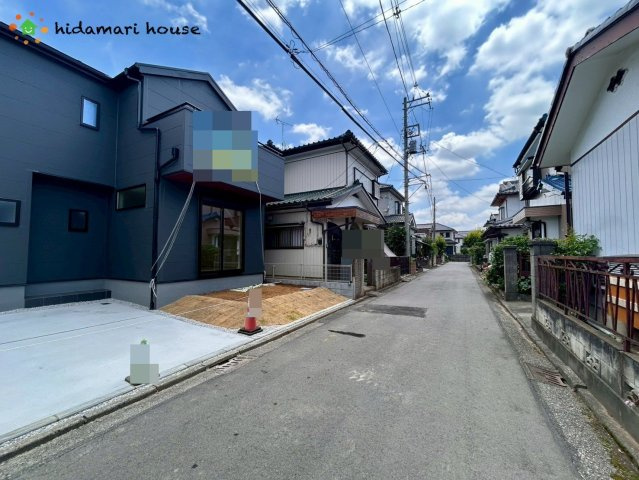 北本市西高尾8丁目　新築戸建　リーブルガーデン01の前面道路含む現地写真