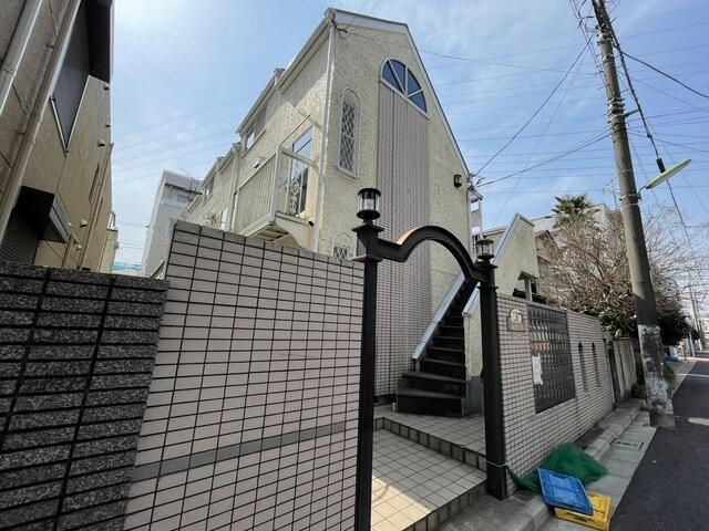 メゾンドロワールのエントランス