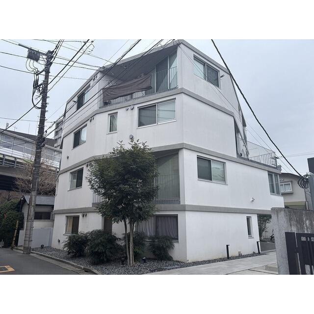 モンクレ桜新町のエントランス