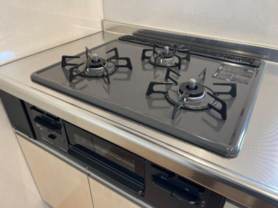 【キッチン】 | シェエラザード（Ｓｃｈｅｈｅｒａｚａｄ） | コンロ