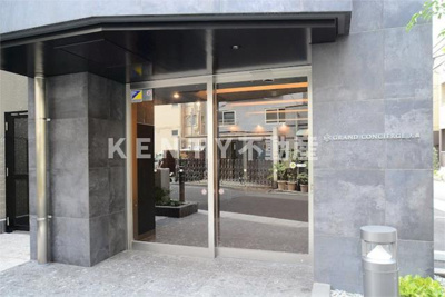 【エントランス】 | グランドコンシェルジュ大森 | 清潔なエントランスです