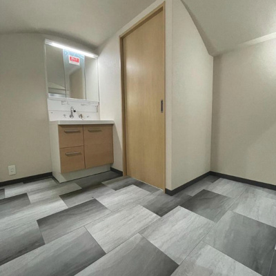 【内装】 | ミスマル山本通