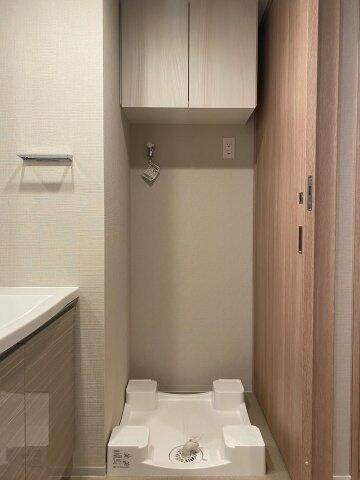 プラウドフラット上野松が谷の洗面所