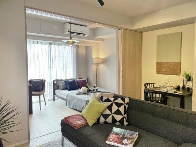 プラウドフラット上野松が谷の居間・リビング