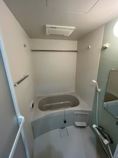 【浴室】フォレスタ岡山医大南