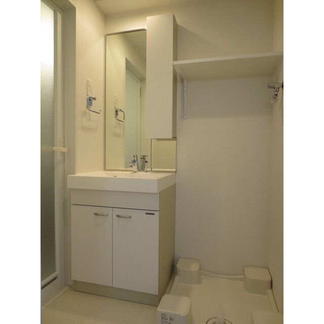 ラクラス幡ヶ谷の独立洗面台