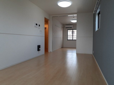 【居間・リビング】 | コンフォートアゼリア