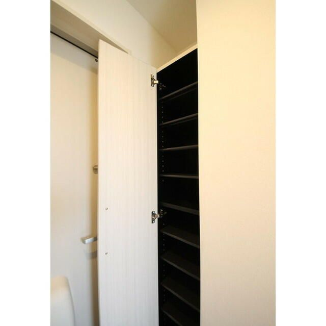 ハーモニーテラス池袋本町の玄関