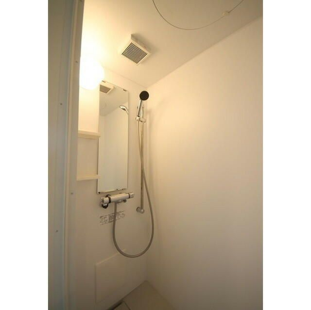 ハーモニーテラス池袋本町のシャワールーム