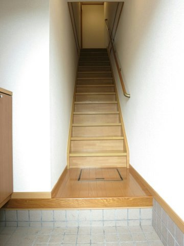 メゾン・ド・ソレイユの玄関