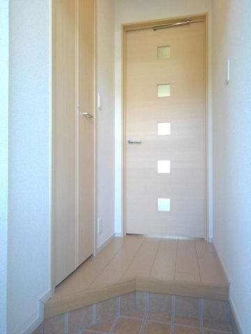 メゾンエテルノの玄関