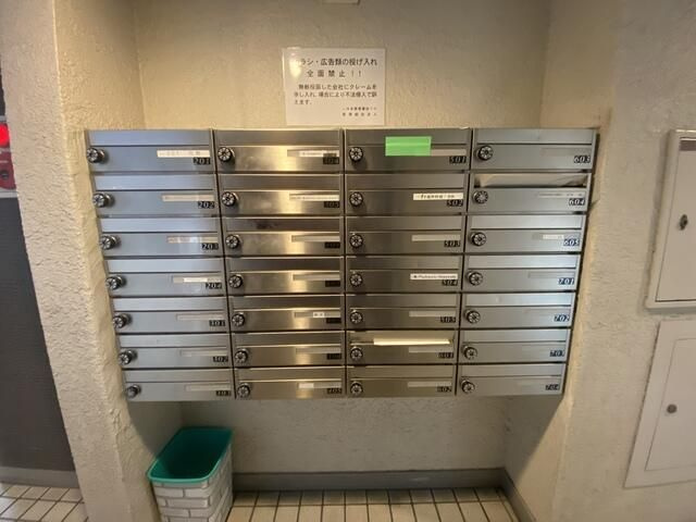 ライオンズマンション目黒青葉台タウンハウスのロビー