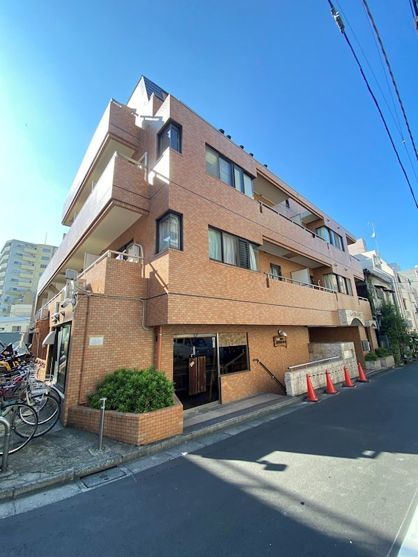 ライオンズマンション渋谷の外観