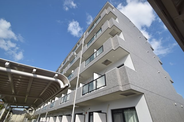 ガーデンヒルズ中山の外観|ＲＣ造の賃貸マンションです！ガーデンヒルズ中山