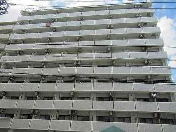 ライオンズプラザ博多駅南の外観