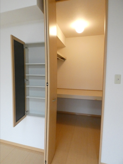 カントリーヒルズ東岐波の収納