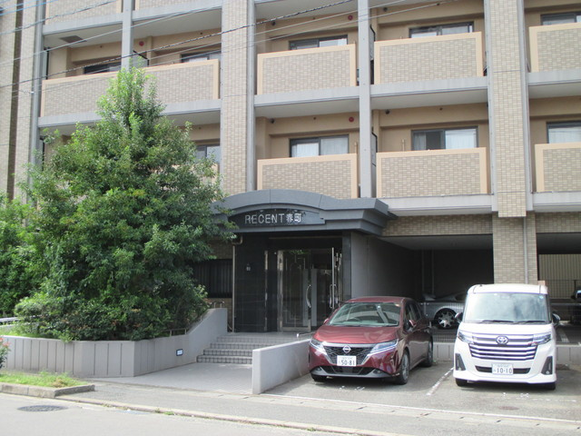 リーセント春町の外観
