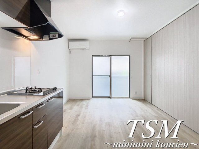 クレドールＫの居間・リビング