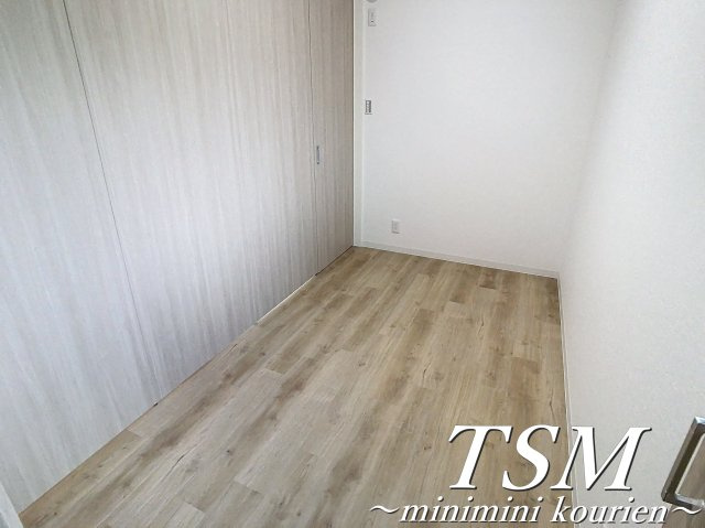 クレドールＫの洋室