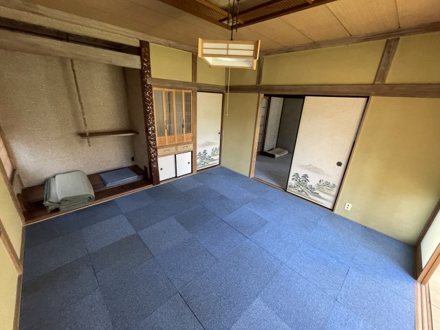 緑町貸家の洋室