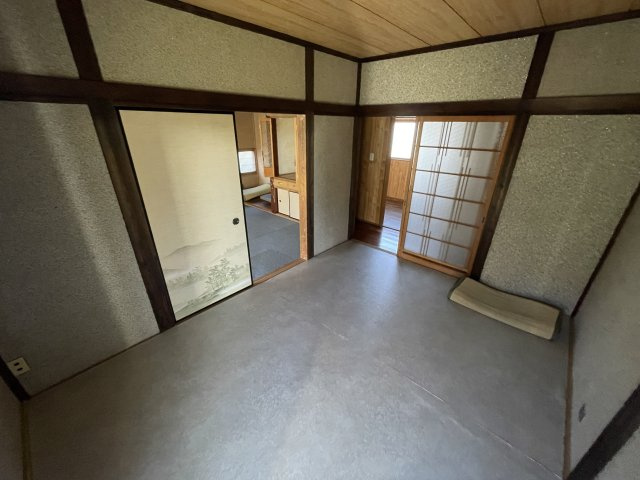 緑町貸家の洋室