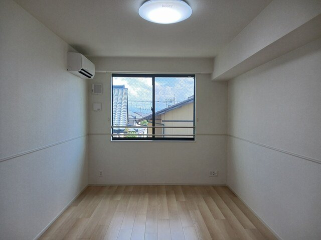 琴福の居間・リビング