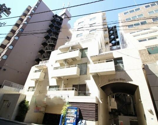 ライオンズプラザ恵比寿の外観