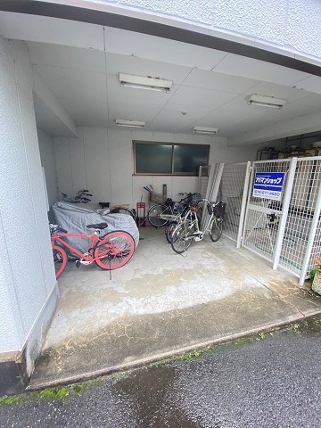 アルテシアン夙川の外観