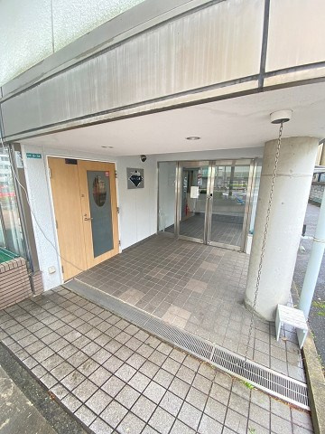 西宮市名次町の賃貸マンションの外観
