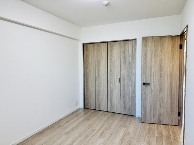 マクシスタワーズアーバンデュオの収納|～収納力の高いクローゼット完備～