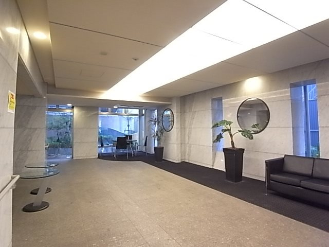 アーバネックス三宮磯辺通の外観