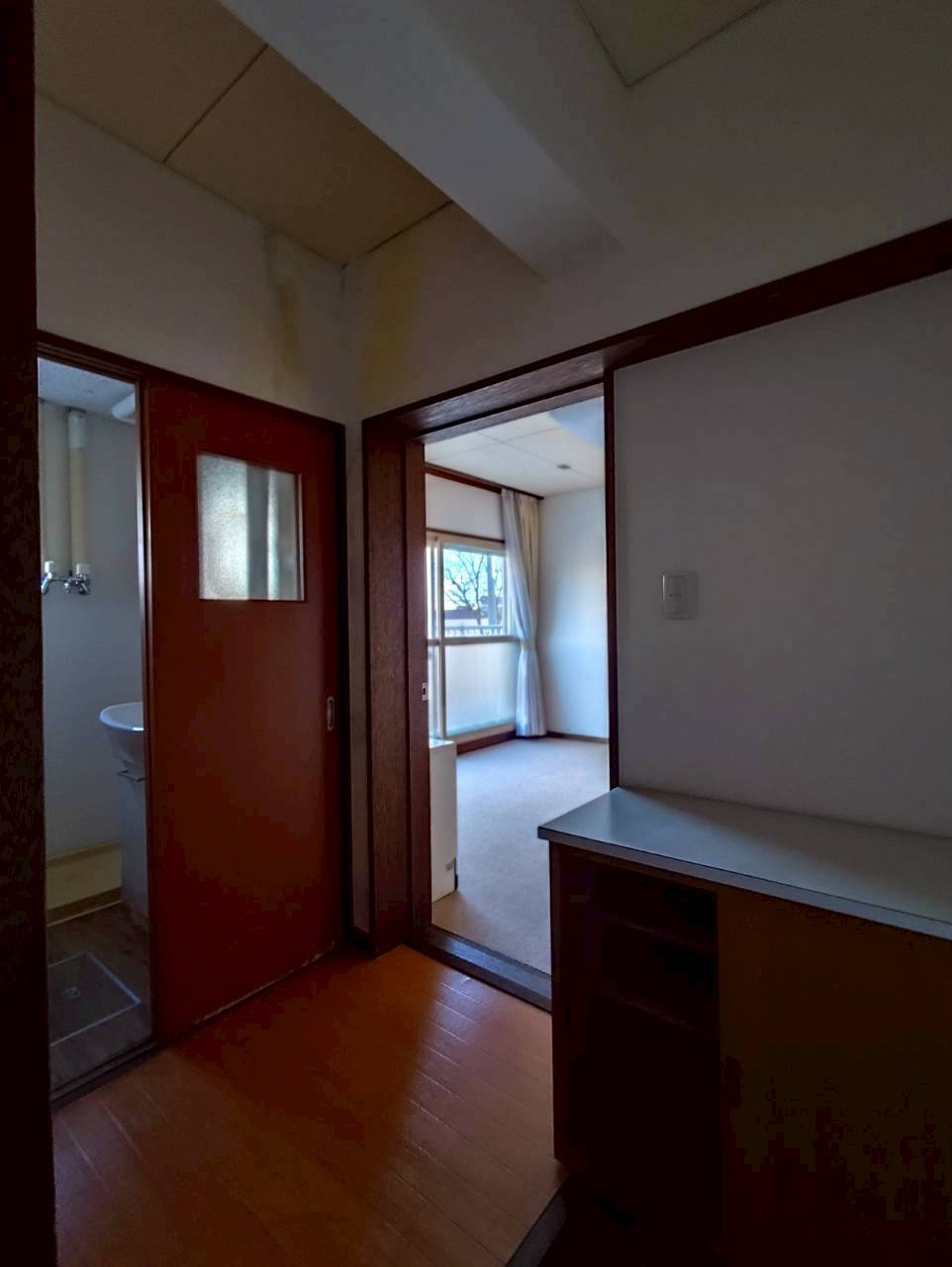 メゾン浦見の玄関