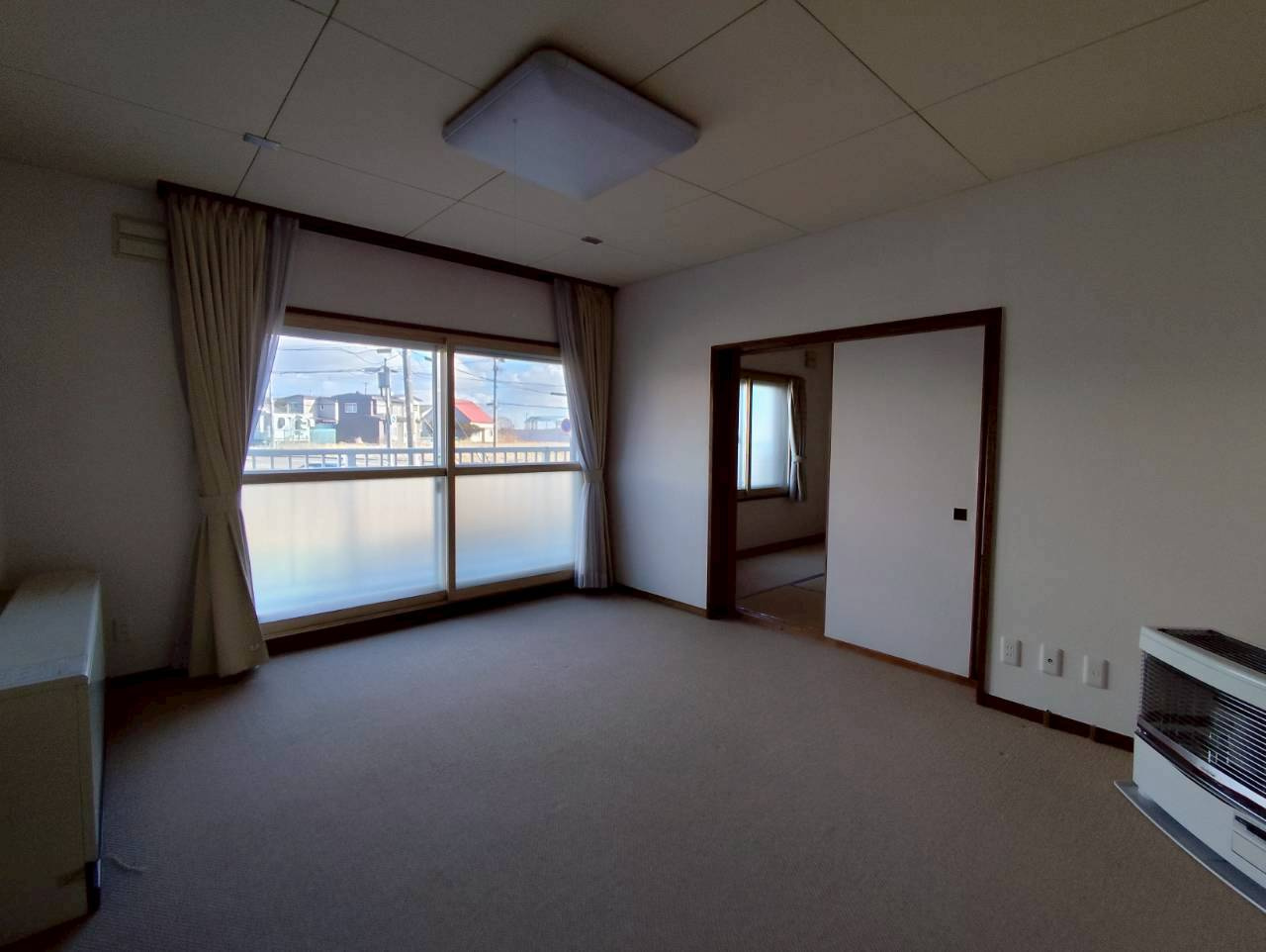 メゾン浦見の居間・リビング