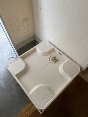 【設備】 | ナカタコーポ | 洗濯機置き場です