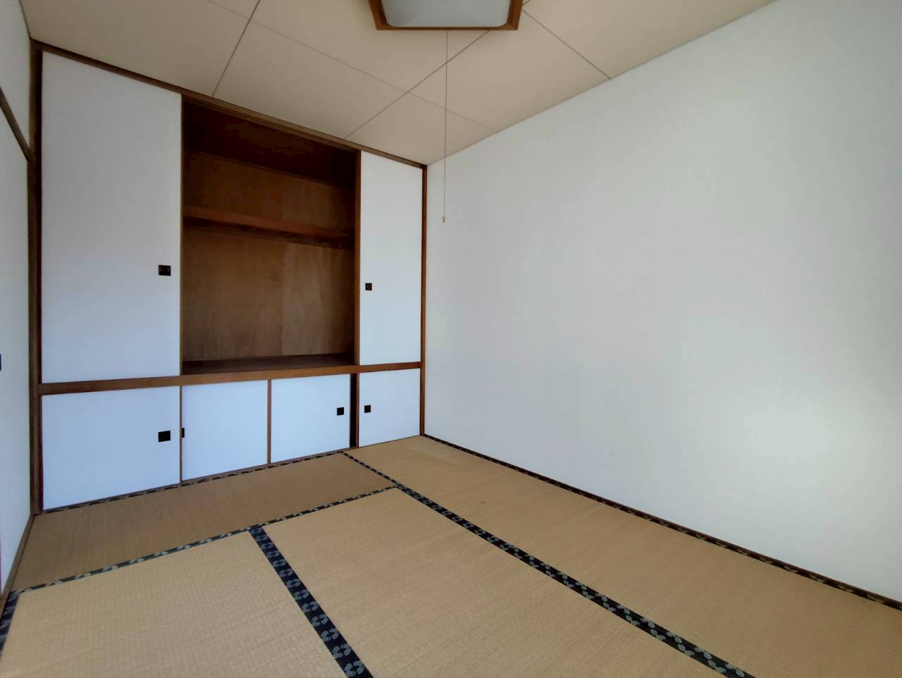 メゾン浦見の内装