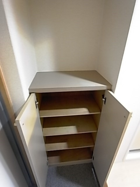 エスリード西宮の収納